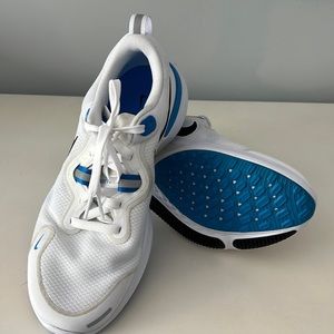 Mens. Nike sneaker. react